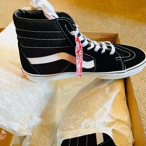 Vans Sk8 HI’s Men’s 9.5 (Brand New)